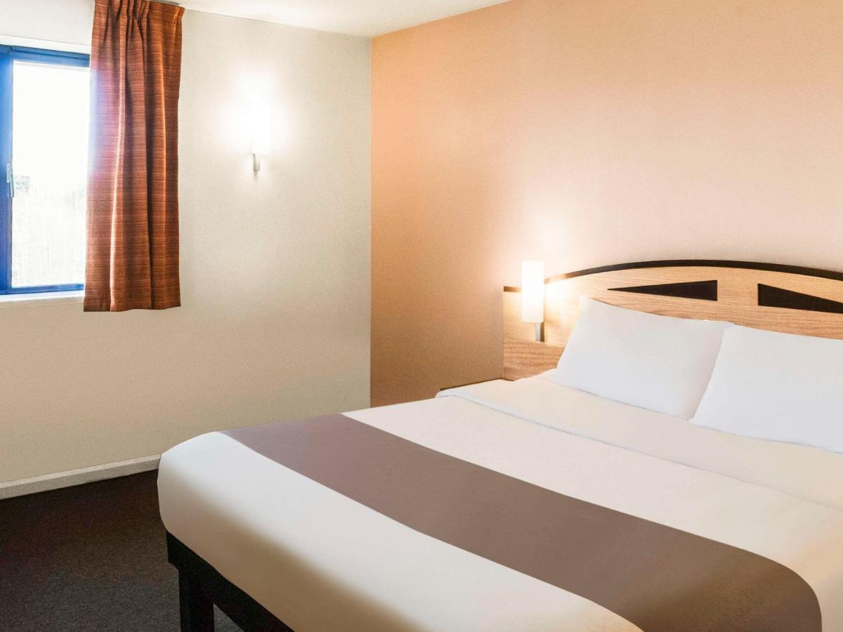 Ibis Lincoln Hotel North Hykeham Bagian luar foto