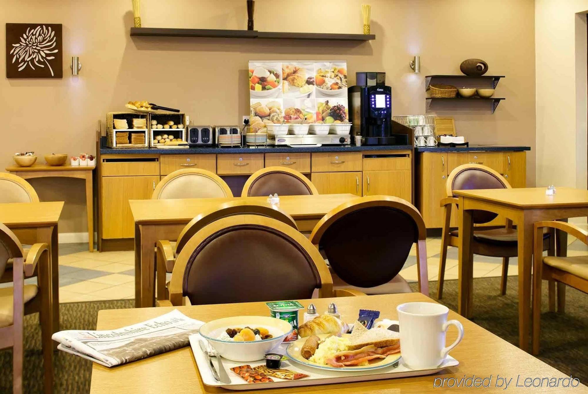 Ibis Lincoln Hotel North Hykeham Bagian luar foto