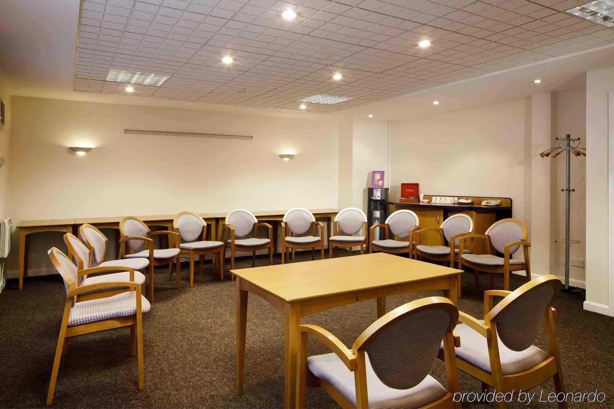Ibis Lincoln Hotel North Hykeham Bagian luar foto