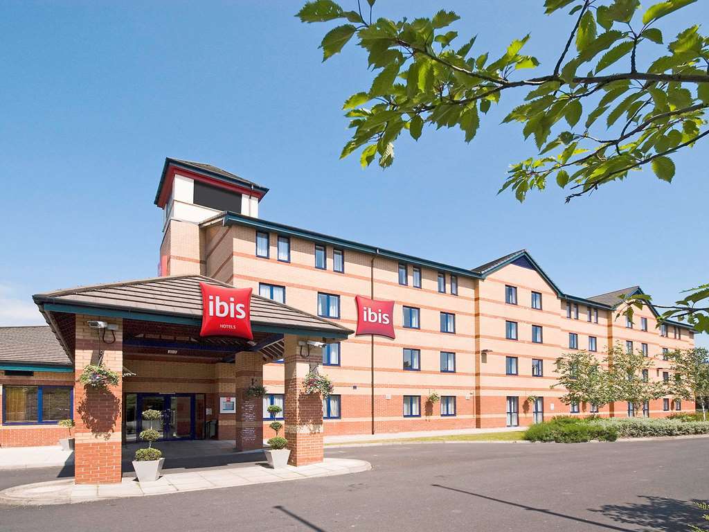 Ibis Lincoln Hotel North Hykeham Bagian luar foto